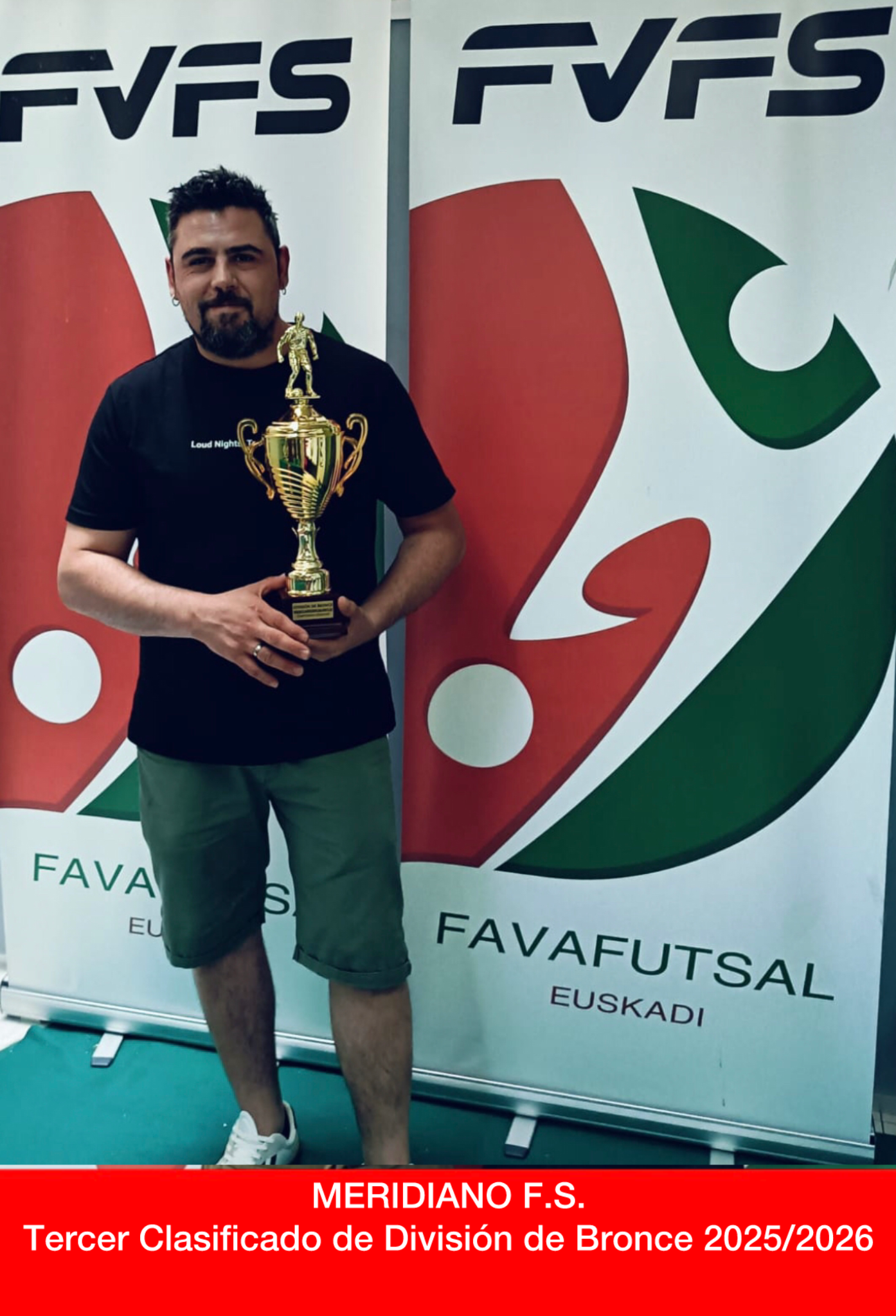 Entrega de trofeos. Premiación del equipo MERIDIANO F.S. como Tercer clasificado de División de Bronce en la temporada 2025/2026