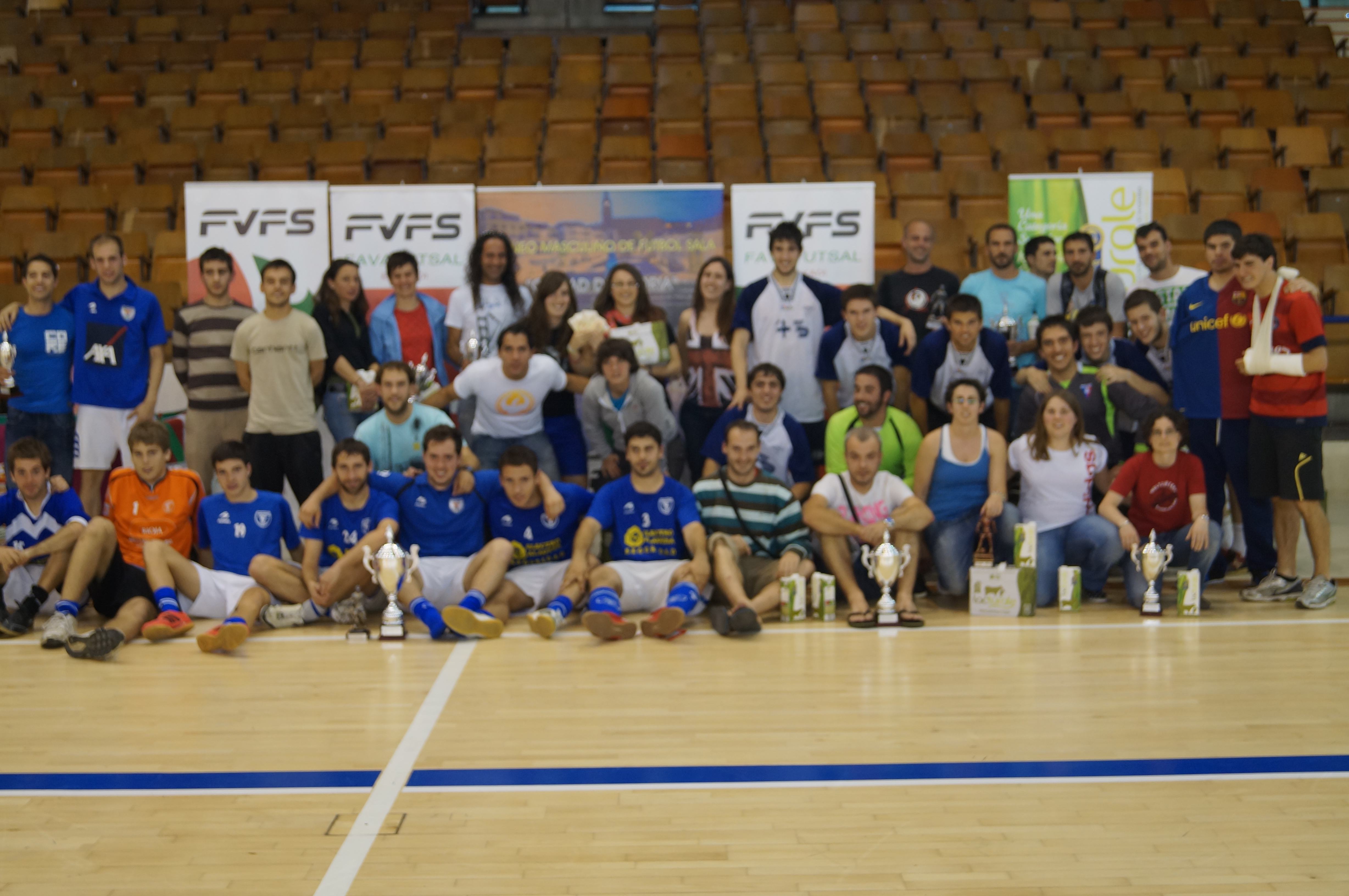 Cheers FC, campeón de la VII edición del Ciudad de Vitoria de Futsal y Zaramaga campeón en Mikrofutsal.