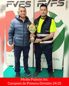 Entrega de Trofeos. Premiación del equipo Medio Pulmón Int., campeón de Primera División 2024/2025.